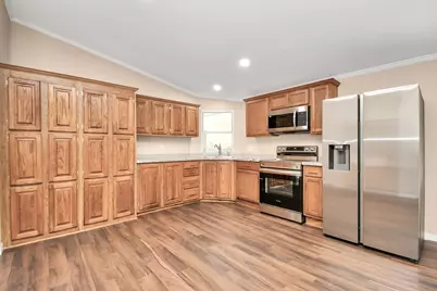 422 County Road 3414, Cleveland, TX 77327 - Photo 9