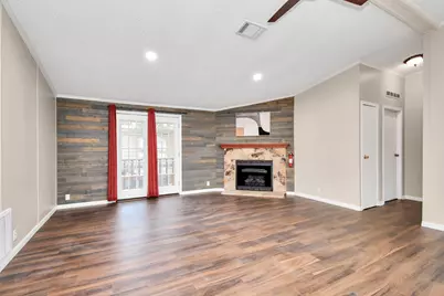 422 County Road 3414, Cleveland, TX 77327 - Photo 5