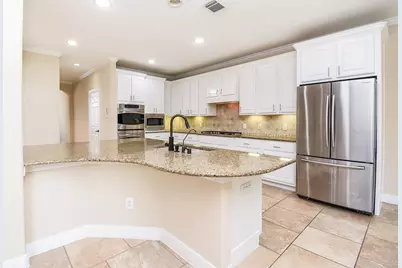 7606 Westmoreland Drive, Sugar Land, TX 77479 - Photo 15