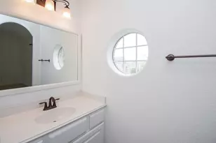 7606 Westmoreland Dr, Sugar Land, TX 77479 - Photo 33