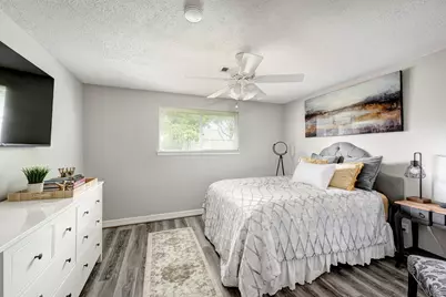 13934 Saint Marys Lane, Houston, TX 77079 - Photo 15