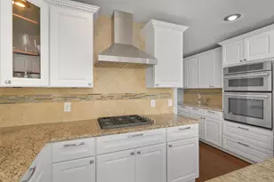 43 Hessenford St, Sugar Land, TX 77479 - Photo 11