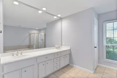 43 Hessenford Street, Sugar Land, TX 77479 - Photo 17