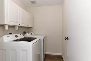 35 Berryfrost Ln, The Woodlands, TX 77380 - Photo 11