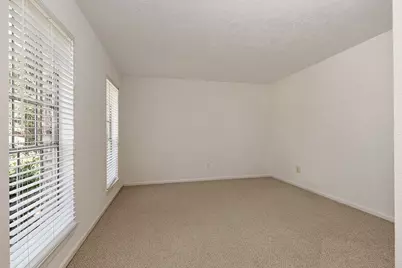 35 Berryfrost Lane, The Woodlands, TX 77380 - Photo 5