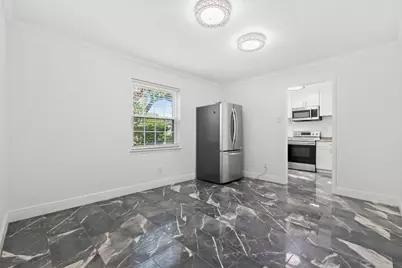 7900 Westheimer Road #121, Houston, TX 77063 - Photo 11