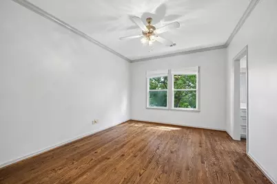 33 W Broad Oaks Drive, Houston, TX 77056 - Photo 23