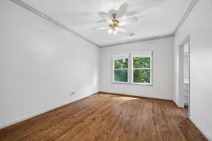 33 W Broad Oaks Dr, Houston, TX 77056 - Photo 23