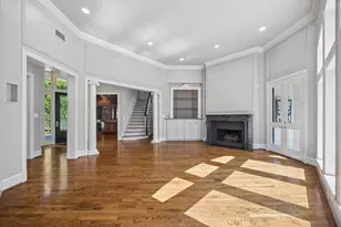 33 W Broad Oaks Dr, Houston, TX 77056 - Photo 9