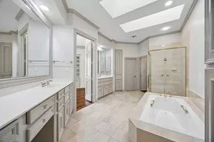 33 W Broad Oaks Dr, Houston, TX 77056 - Photo 17