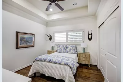 1324 Bingle Road, Spring Valley, TX 77055 - Photo 17