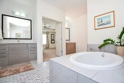 1333 W 22nd Street #G, Houston, TX 77008 - Photo 11