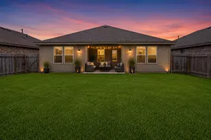 927 Petunia Falls Ln, Rosharon, TX 77583 - Photo 23