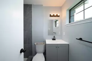 3309 Proswimmer St, Houston, TX 77088 - Photo 11