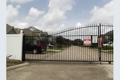 2801 Sand Dune Drive, Seabrook, TX 77586 - Photo 3