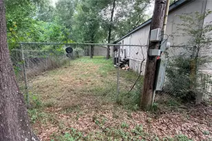 238 Skains Ln, Trinity, TX 75862 - Photo 5