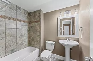 5646 Belmark St, Houston, TX 77033 - Photo 11