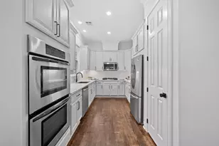 5616 Dolores St, Houston, TX 77057 - Photo 13