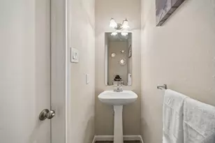 9611 Berridge House Ct, Houston, TX 77086 - Photo 13