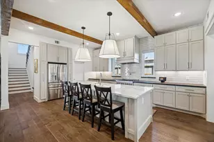 216 W 30th St, Houston, TX 77018 - Photo 9