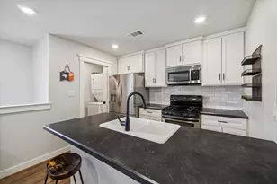 216 W 30th St, Houston, TX 77018 - Photo 29