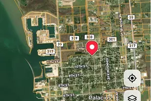 709 11th St, Palacios, TX 77465 - Photo 1