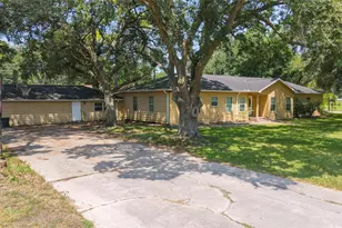 321 Circle Dr, Wharton, TX 77488 - Photo 45