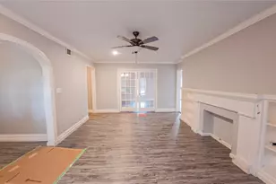 321 Circle Dr, Wharton, TX 77488 - Photo 11