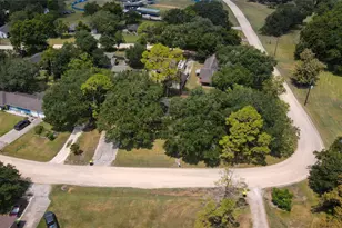 321 Circle Dr, Wharton, TX 77488 - Photo 27