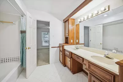6723 Apple Valley Lane, Houston, TX 77069 - Photo 15