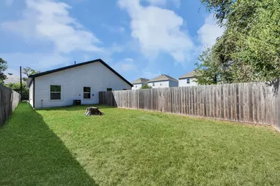 7502 Sandle Street #B, Houston, TX 77088 - Photo 35