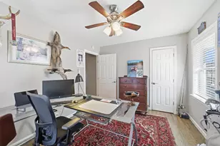 2626 Willowby Dr, Houston, TX 77008 - Photo 15