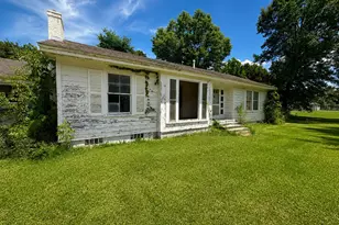 1912 S Wheeler St, Jasper, TX 75951 - Photo 1