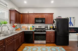 710 35th St, Galveston, TX 77550 - Photo 15