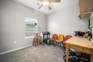 710 35th St, Galveston, TX 77550 - Photo 21