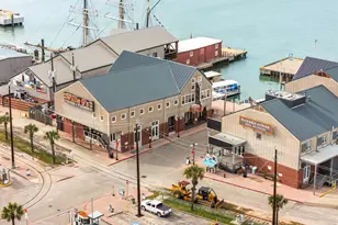 710 35th St, Galveston, TX 77550 - Photo 35