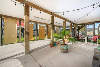 710 35th Street, Galveston, TX 77550 - Photo 3