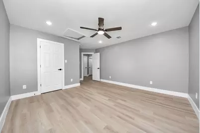 17121 Spindle Oaks Drive, Conroe, TX 77385 - Photo 19