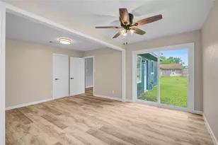 10611 Leitrim Way, Houston, TX 77047 - Photo 17