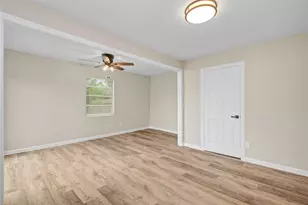 10611 Leitrim Way, Houston, TX 77047 - Photo 15