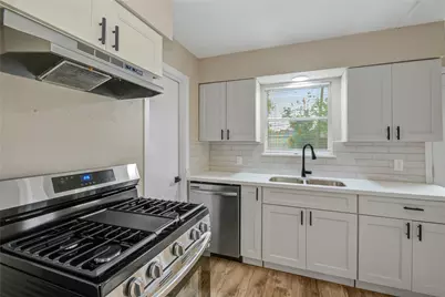 10611 Leitrim Way, Houston, TX 77047 - Photo 23