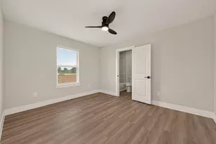 1269 Rd 5714, Cleveland, TX 77327 - Photo 11