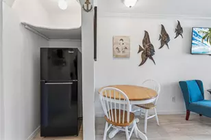 6300 Seawall Blvd, Galveston, TX 77551 - Photo 5