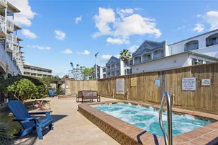 6300 Seawall Blvd, Galveston, TX 77551 - Photo 17