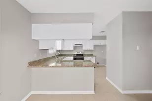 16826 Cobble Ridge Dr, Sugar Land, TX 77498 - Photo 13