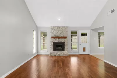 16826 Cobble Ridge Drive, Sugar Land, TX 77498 - Photo 7