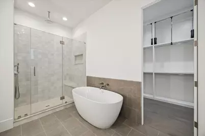 10 Wentworth Square Avenue, Houston, TX 77027 - Photo 19