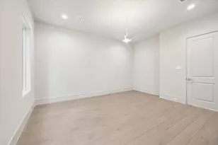 10 Wentworth Square Ave, Houston, TX 77027 - Photo 15