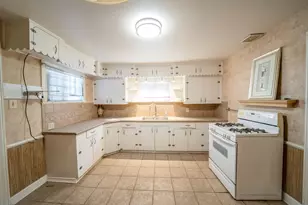 1414 Campbell St, Houston, TX 77009 - Photo 29