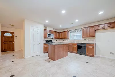 7514 Trail Hollow, Missouri City, TX 77459 - Photo 17